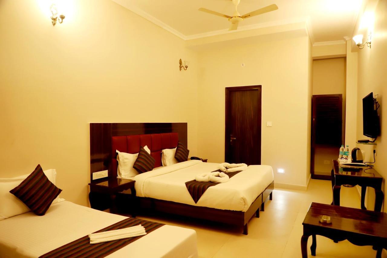 Hotel Rishikesh Grand Exterior foto